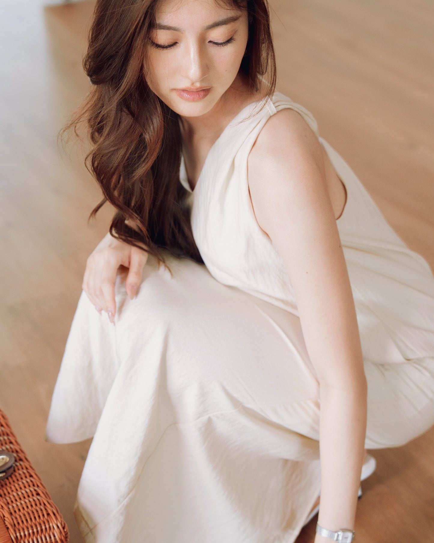 Twist-Back Linen-Blend Dress